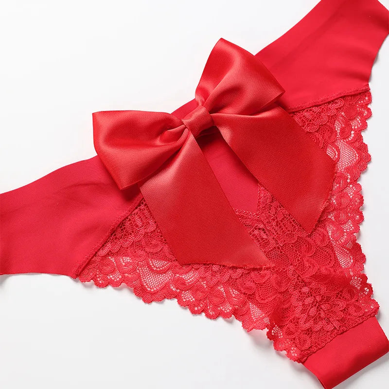 Sexy Lace Panties Low-waist Hollow Out Bowknot Thongs Ice Silk Breatha G-string Red Christmas Gift Female Lingerie tangas mujer